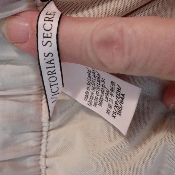 Victoria's Secret Sequined Pants - Picture 4 of 7